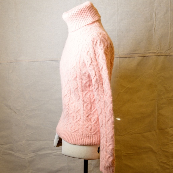 The Limited Peach 50% Angora cable-knit full collar Turtleneck - Picture 2 of 5